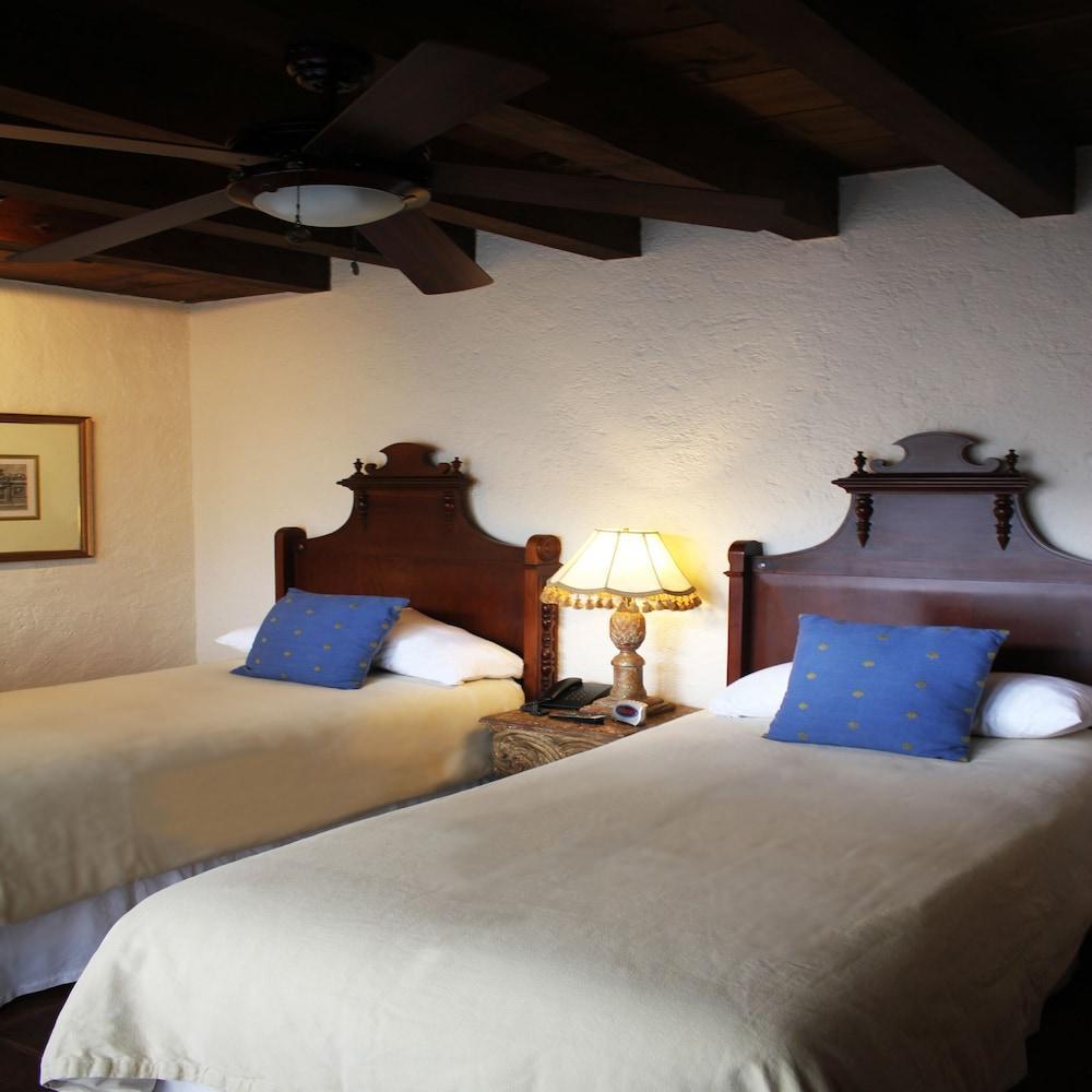 Hotel Lo De Bernal Antigua Kültér fotó