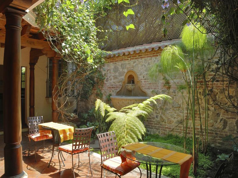 Hotel Lo De Bernal Antigua Kültér fotó