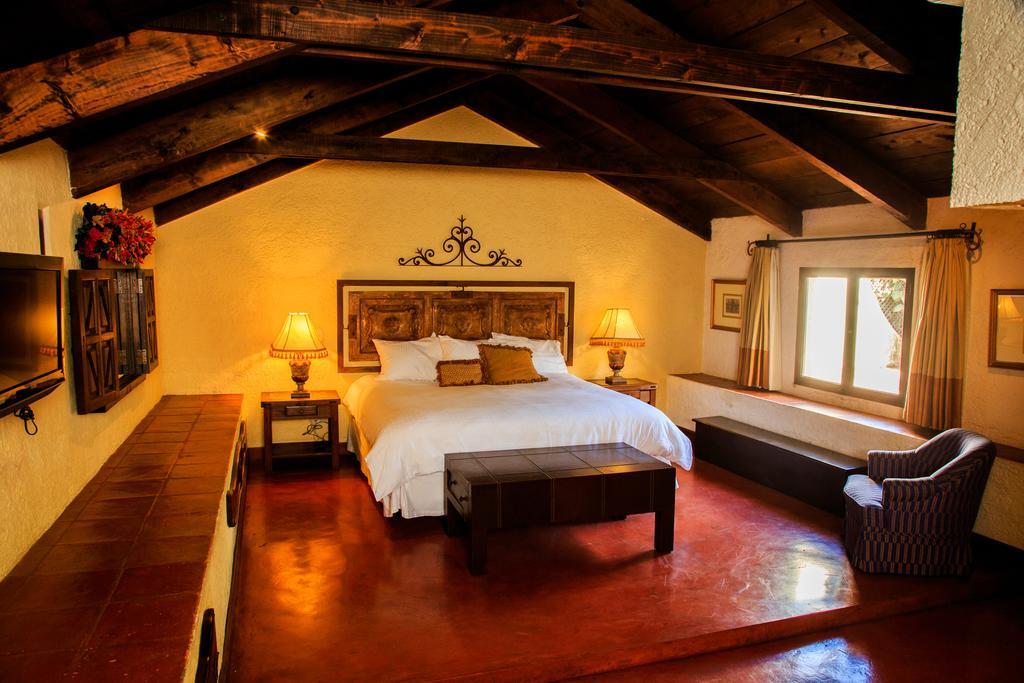 Hotel Lo De Bernal Antigua Kültér fotó