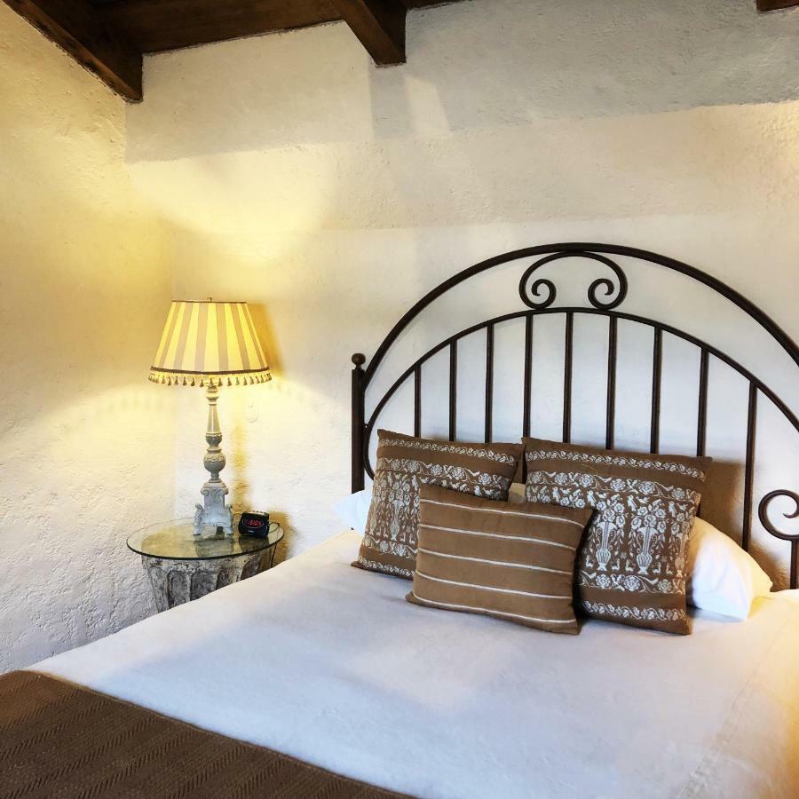 Hotel Lo De Bernal Antigua Kültér fotó