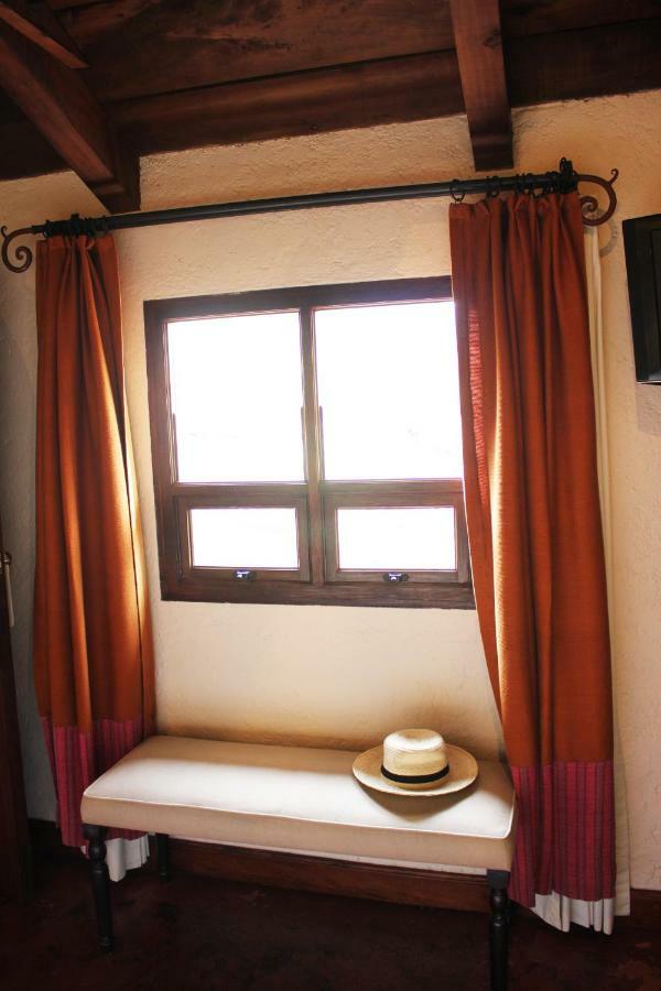 Hotel Lo De Bernal Antigua Kültér fotó
