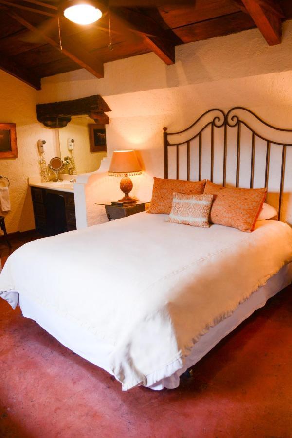 Hotel Lo De Bernal Antigua Kültér fotó